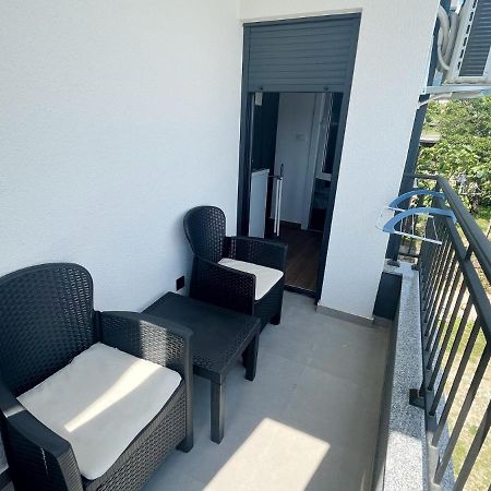 Lana Apartmani Bar Luaran gambar