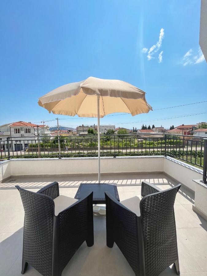 Lana Apartmani Bar Luaran gambar