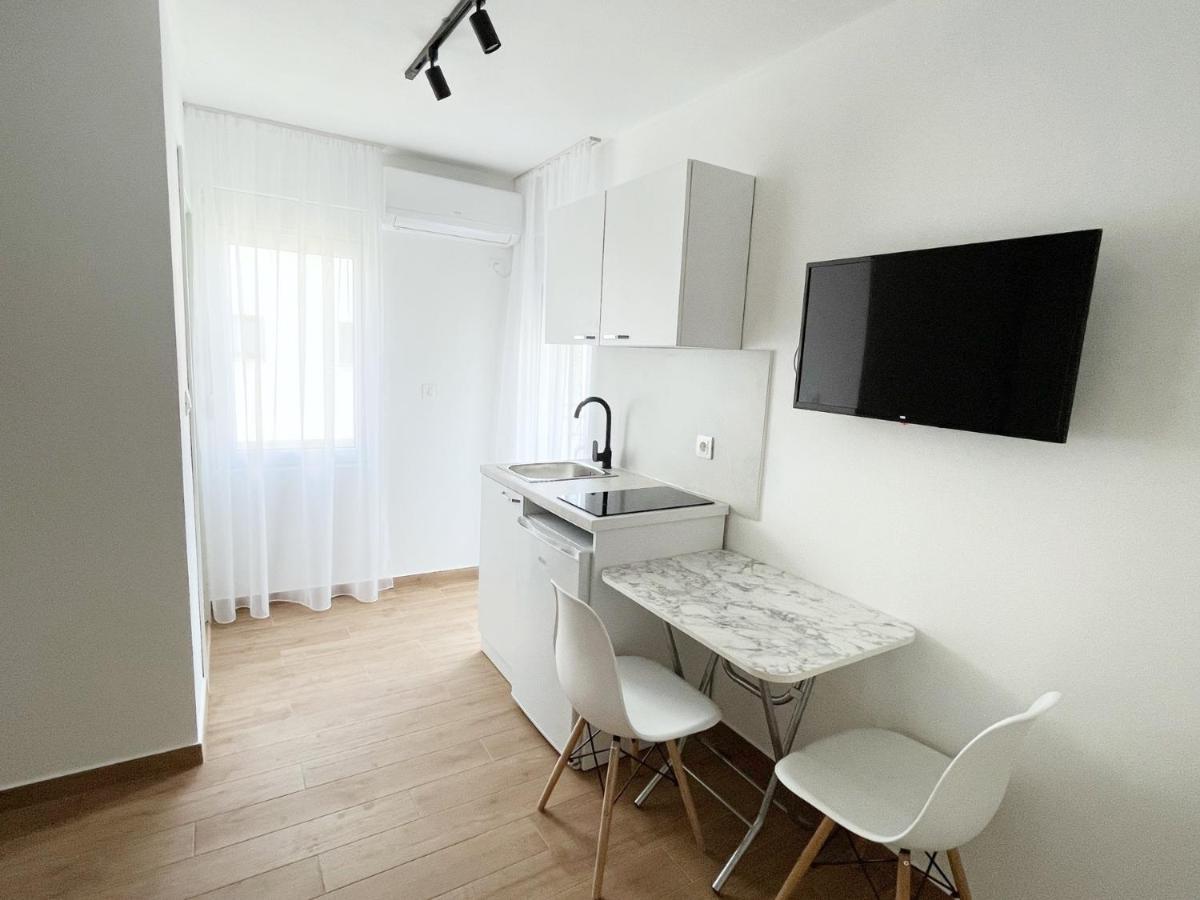 Lana Apartmani Bar Luaran gambar
