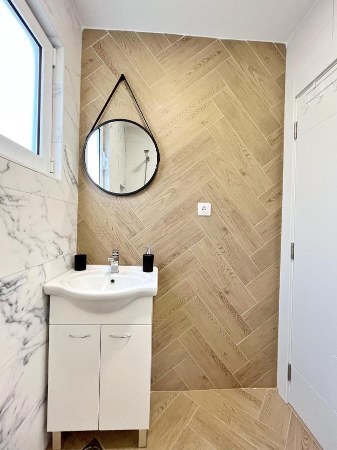 Lana Apartmani Bar Luaran gambar