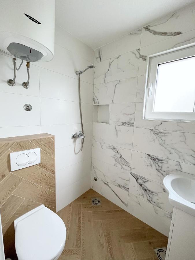 Lana Apartmani Bar Luaran gambar